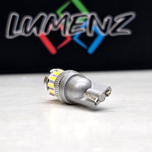 194: Lumenz Performance Series (PS) 13-LED Bulb