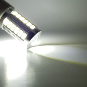 3157: Lumenz SL1 33-LED Bulb - Cool White 6000K