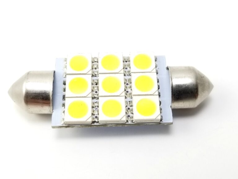 41mm: Lumenz 5050 Series 9-LED Bulb