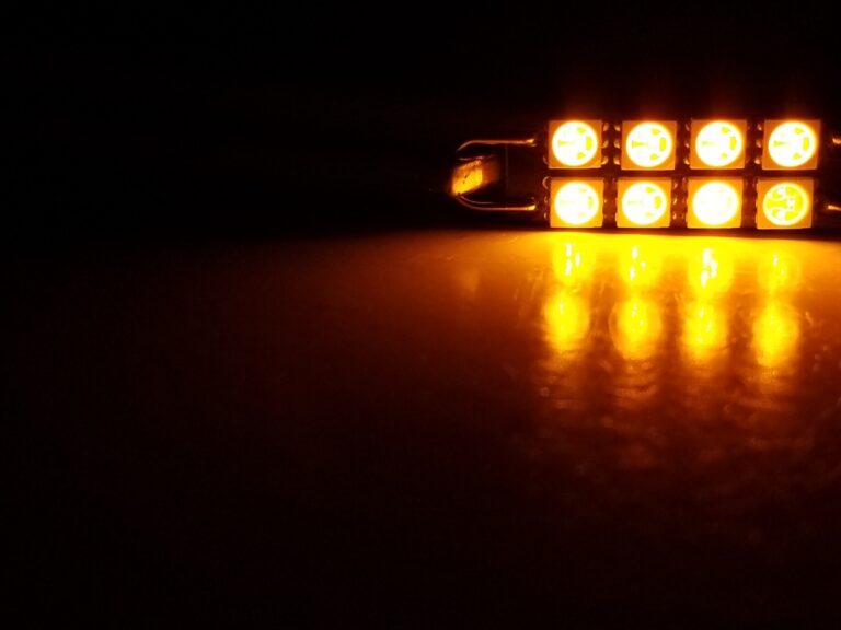 44mm: Lumenz 5050 Series 8-LED Rigid Loop Bulb - Amber