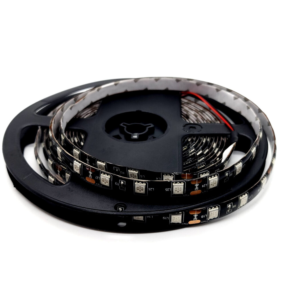 Lumenz Accentz 300-LED Light Strip - 17' (5M)
