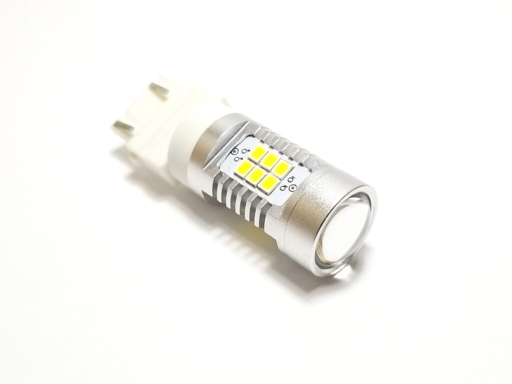 Lumenz 3157 Performance Line (PL) 21-LED Flash Bulb - Red