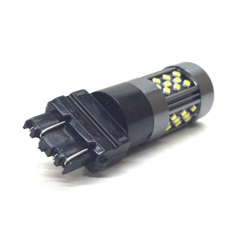 3157: Lumenz Core Series (CS) 42-LED Bulb