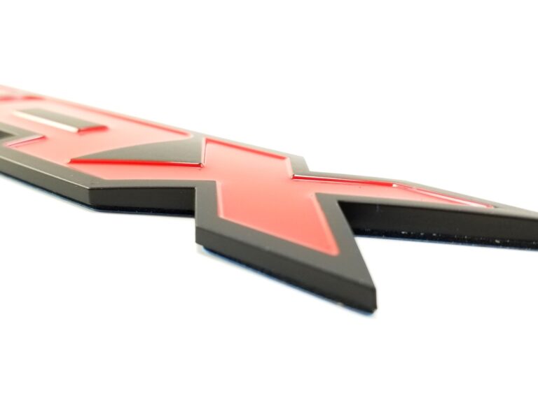 Vortec Max Door & Tailgate Emblem ABS 11.5in - Red/Matte Black