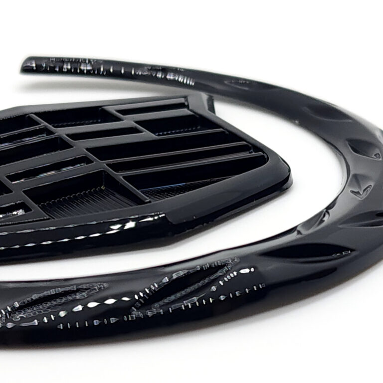Cadillac Wreath & Crest Emblem 6 in ABS, Gloss Black
