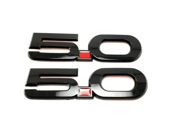 “5.0” Fender Emblem (LH/RH Pair), 5-7/16" ABS, 2015–2023 Mustang