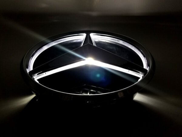 LED Grille Light for 2005–2013 Mercedes-Benz